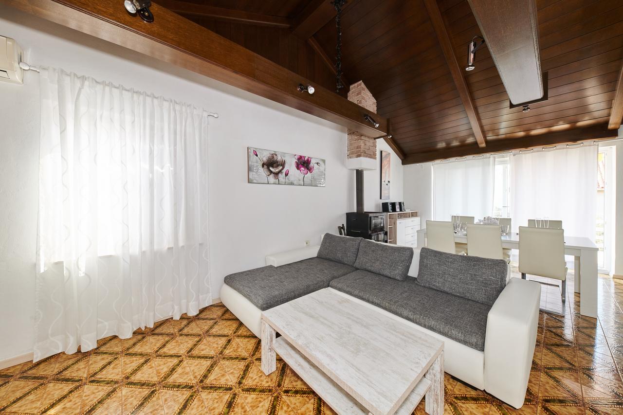 Apartments Gvarda Умаг Екстериор снимка